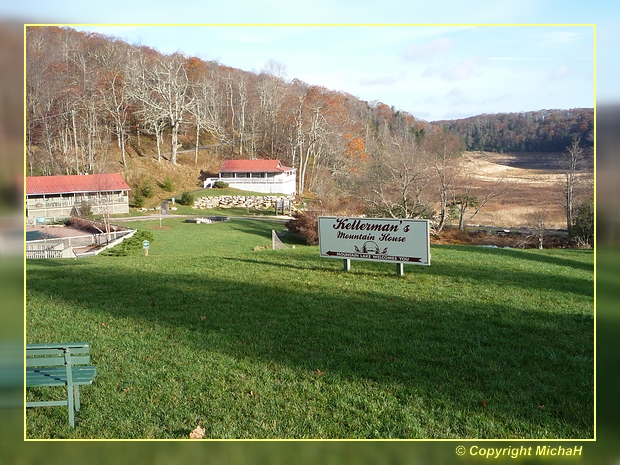 Virginia Cottage and Mountain Lake