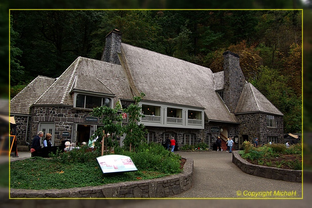 Multnomah Lodge