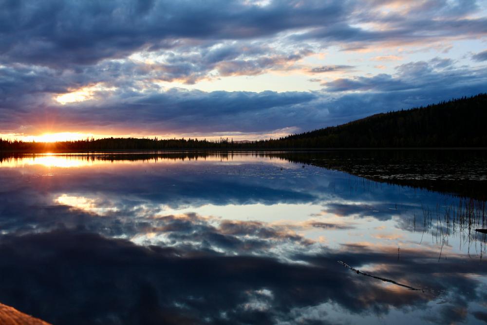 Sonnenuntergang am Little Lost Lake - Quartz Lake State Red. Area / Alaska