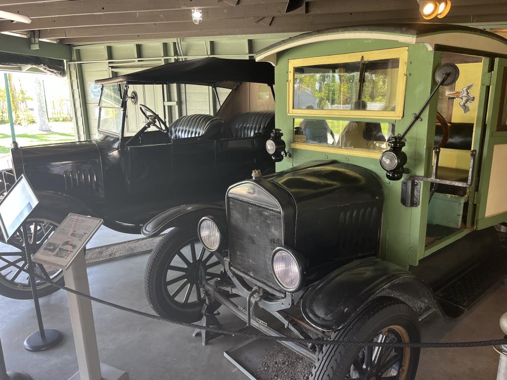 Blick in das kleine Museum von Henry Ford